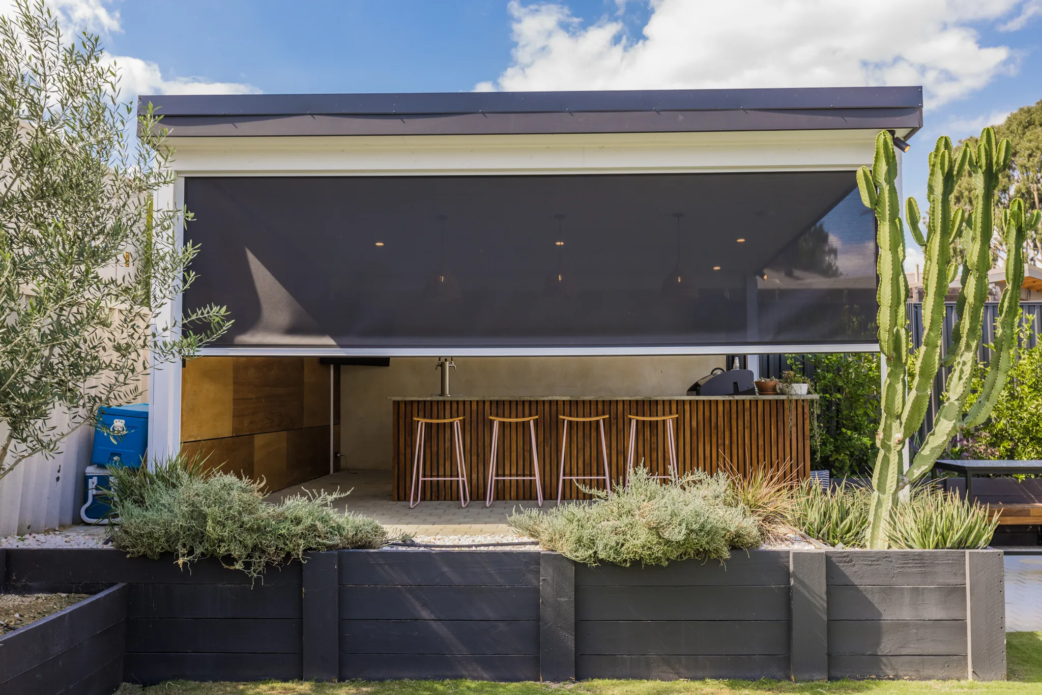 Ziptrak blinds on an alfresco bar in Hamilton Hill